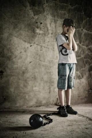 挣脱不了的沉重的爱